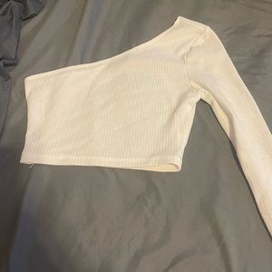 One sleeve crop top